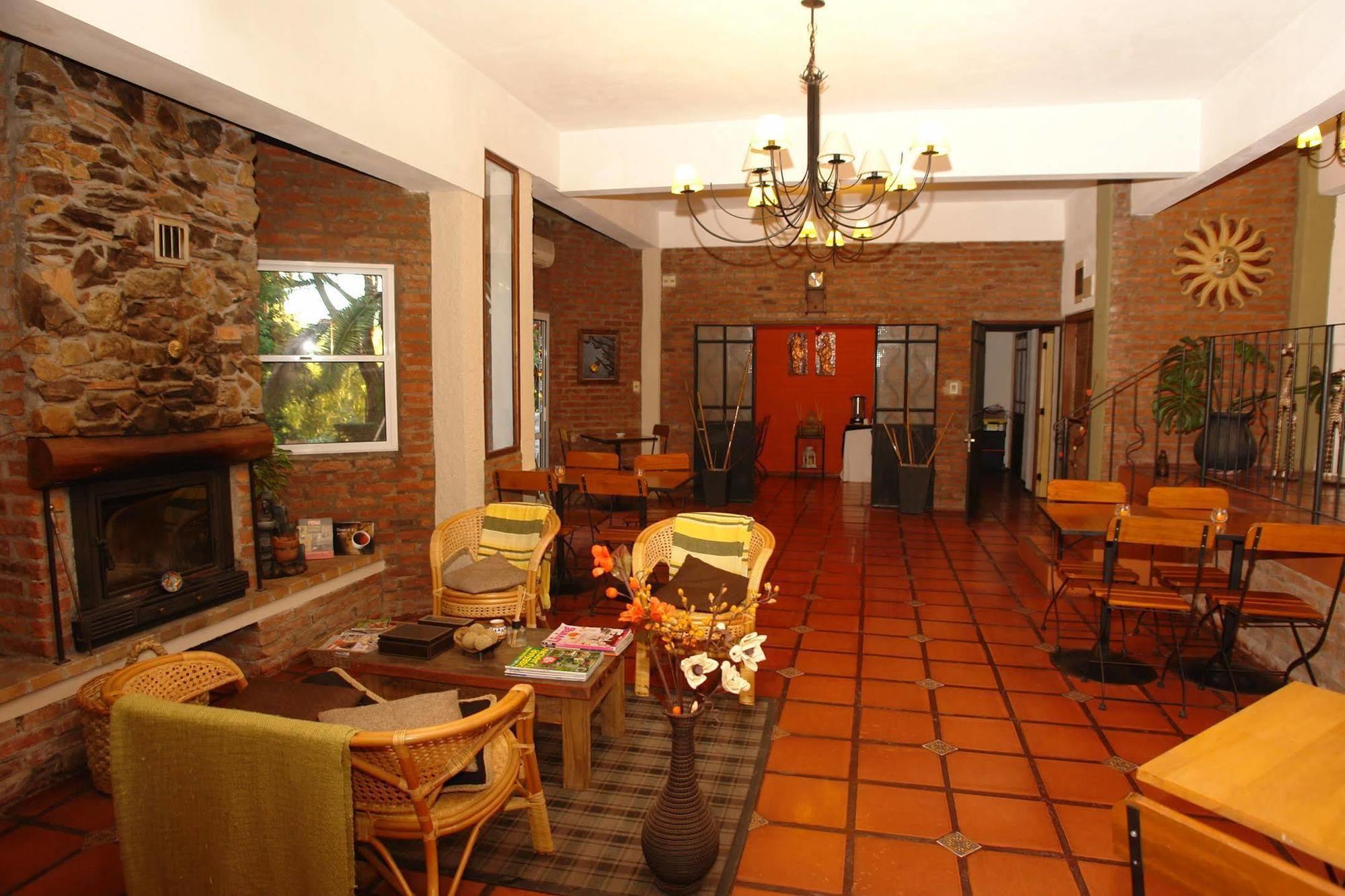 Posada Del Bosque Colonia del Sacramento Exteriör bild